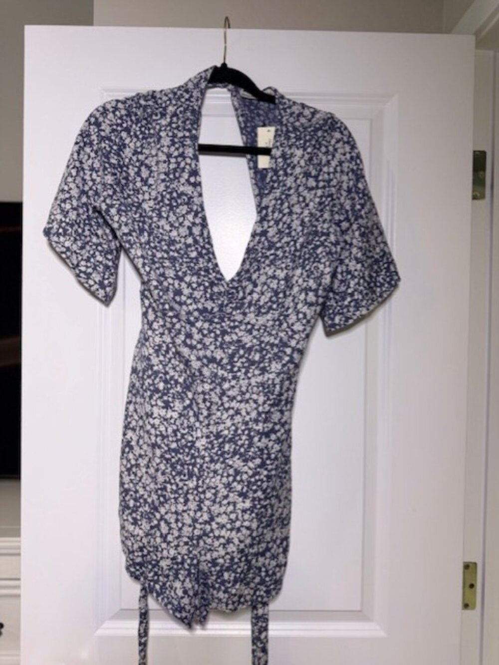 Abercrombie & Fitch Blue Floral Backless Romper